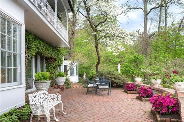 Bên trong biệt thự 93 tỷ của diễn viên sexy nhất thế giới-6