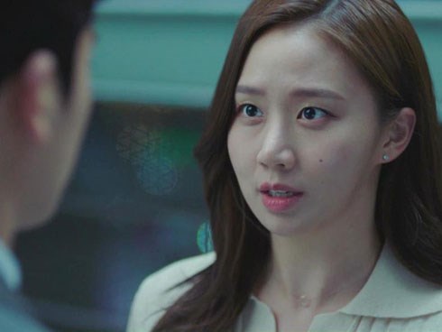 Thấy chồng tỏ vẻ quan tâm sức khỏe bạn thân, vợ không mảy may nghi ngờ cho tới đêm định mệnh nọ