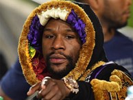 Mayweather nhận lời thách đấu của nhà vô địch UFC hạng nhẹ thế giới