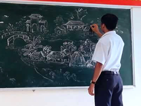 Nữ sinh lớp 9 khiến dân mạng phát cuồng khi biến vở Văn thành tác phẩm hội hoạ đẹp mê hồn-10