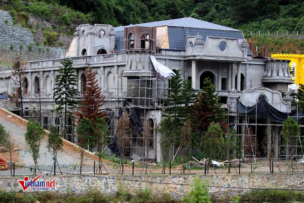 Biệt thự nguy nga mọc trên đất rừng phòng hộ Sóc Sơn-8