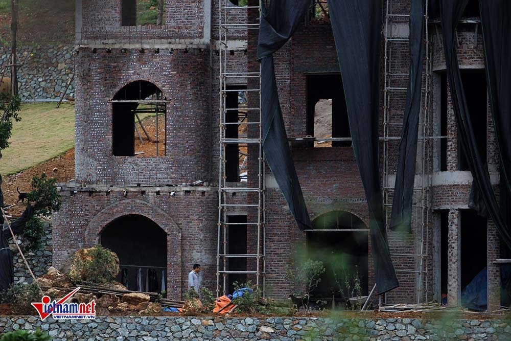 Biệt thự nguy nga mọc trên đất rừng phòng hộ Sóc Sơn-9