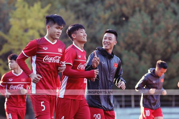 HLV Park Hang Seo: AFF Cup là gì mà nặng đến thế?-3