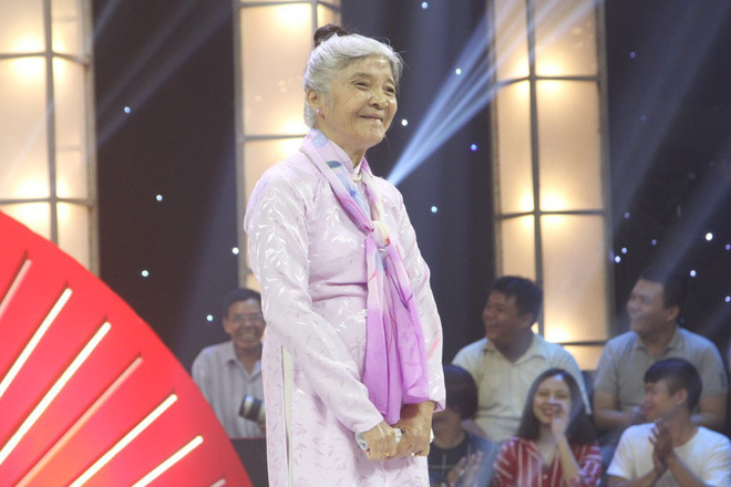 Trường Giang sững sờ khi bị thí sinh gọi là thằng lùn, 2 chàng trai hôn nhau trực diện gây sốc-2