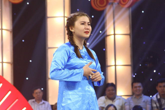 Trường Giang sững sờ khi bị thí sinh gọi là thằng lùn, 2 chàng trai hôn nhau trực diện gây sốc-4