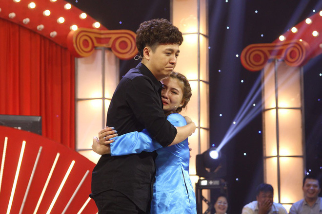 Trường Giang sững sờ khi bị thí sinh gọi là thằng lùn, 2 chàng trai hôn nhau trực diện gây sốc-5