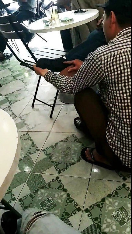 Đánh giày bị chặt chém đến 450.000 đồng, khách kiên quyết không đưa tiền-2