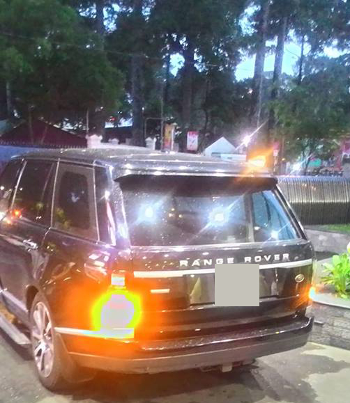 Sau Tuấn Hưng, đến lượt xế khủng của Hồ Ngọc Hà gặp nạn giữa đường-2