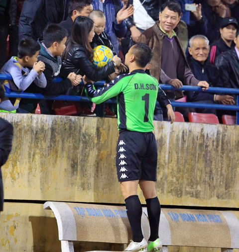 Cuộc sống hiện tại của cựu thủ thành Dương Hồng Sơn sau 2 năm giải nghệ-3