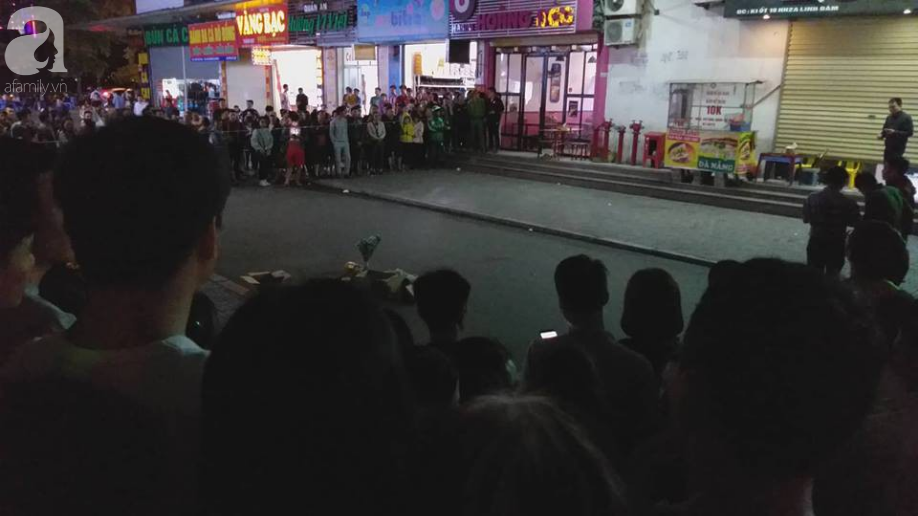 Nóng: Phát hiện 1 trẻ sơ sinh còn nguyên dây rốn rơi từ tầng cao xuống sân chung cư HH Linh Đàm-2