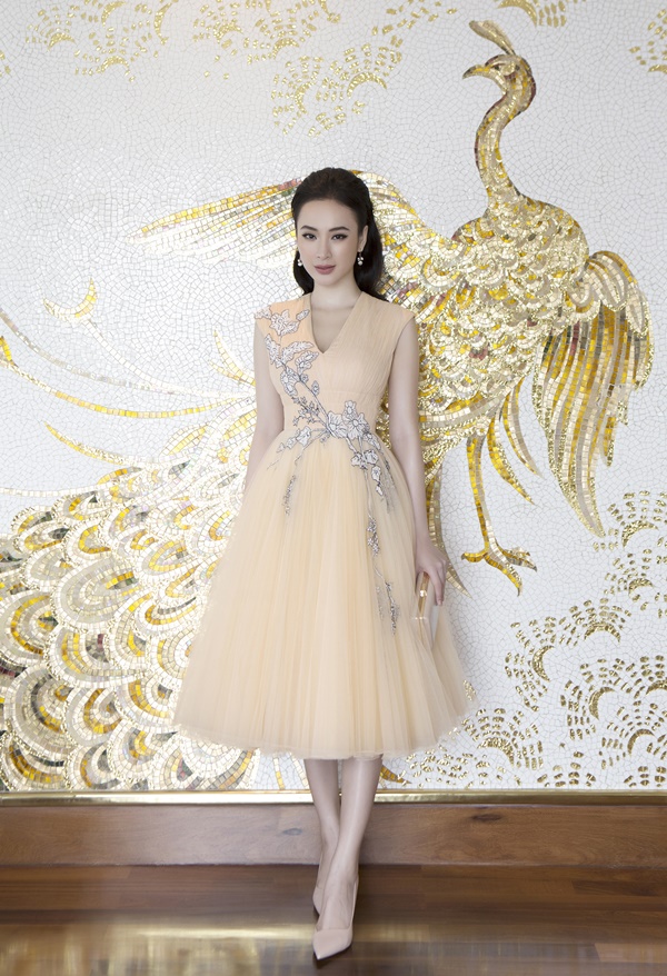 Chẳng cần hở hang, Angela Phương Trinh cứ kín cổng cao tường là đã đủ gây thương nhớ-8