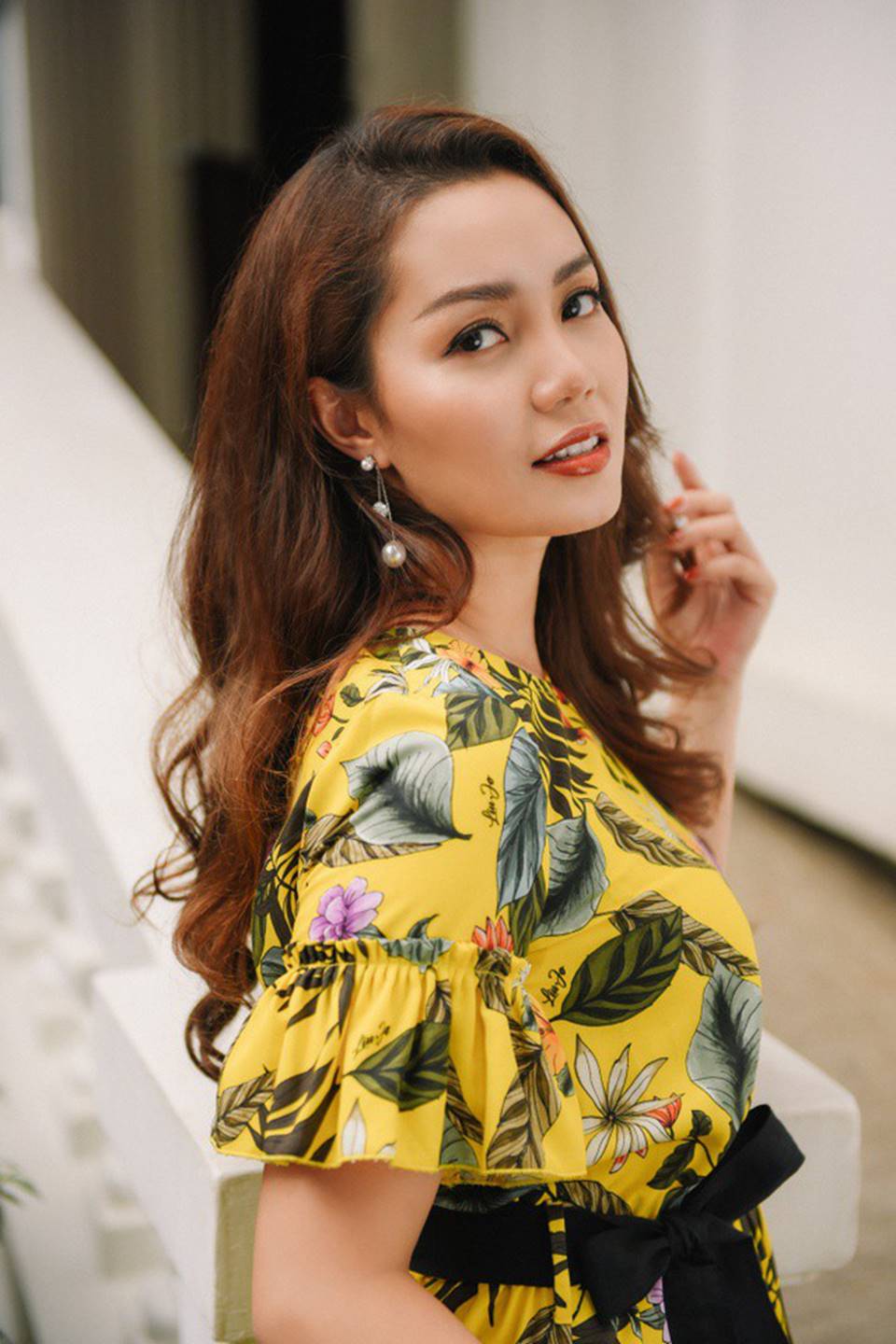 Yêu bạn trai kém tuổi, Gái một con Ngọc Anh ngày càng trẻ trung, sành điệu-8