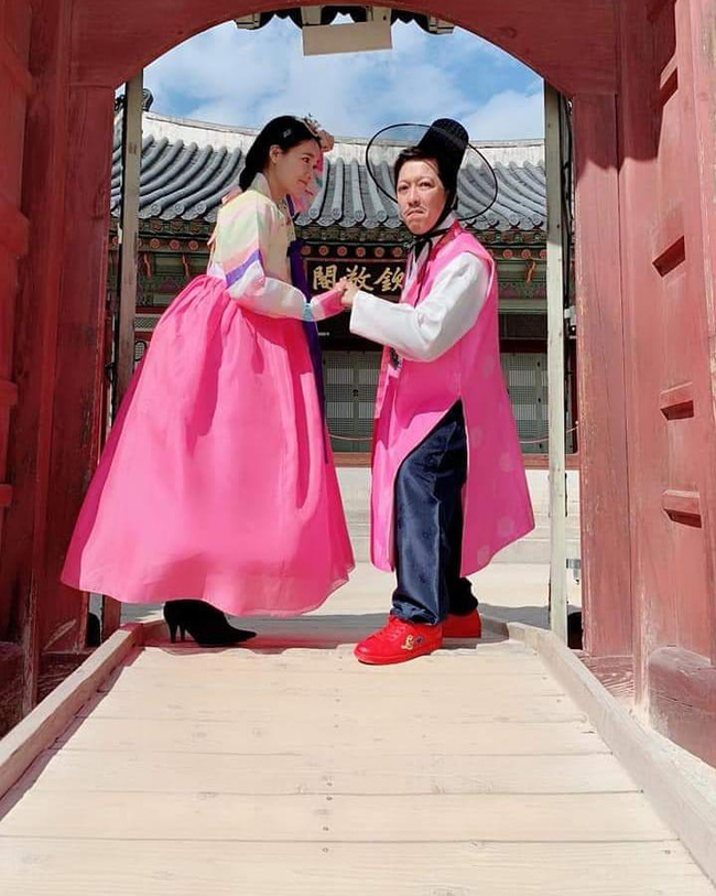 Đi tuần trăng mật về cả nửa tháng nhưng giờ mới tung ảnh, Trường Giang treo thưởng lớn cho ai đặt tit thiệt hay-2