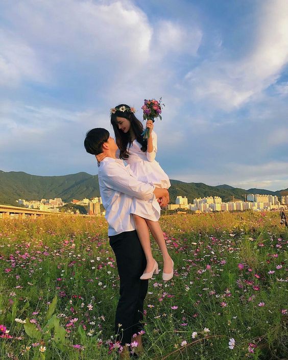 Nhận được thiệp mời cưới qua inbox, bạn cũ liền gửi tiền mừng bằng ảnh minh hoạ-4