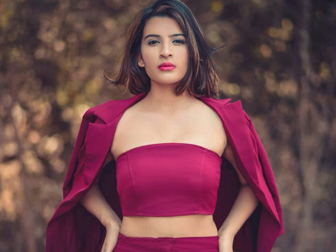 Cindy Joseph: Người phụ nữ không sợ già, ngoài 50 tuổi tìm thấy tình yêu và trở thành người mẫu nổi tiếng thế giới-11