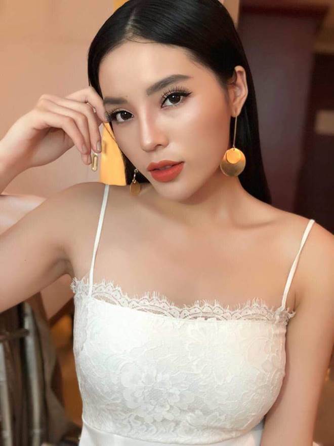 Sau Hàn Quốc, phong cách trang điểm Thái Lan là mốt mới của dàn mỹ nhân Việt-6