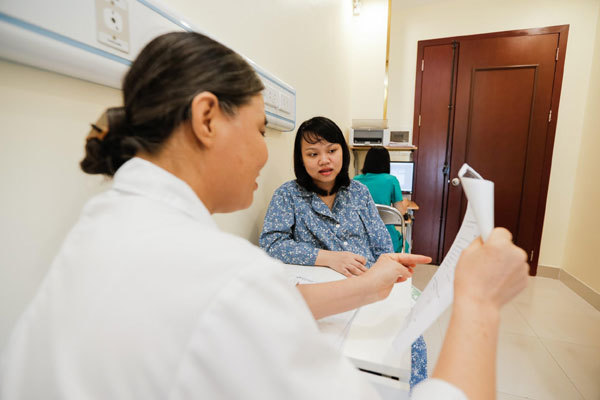 Thai quá ngày: nguy mẹ, hại con-4