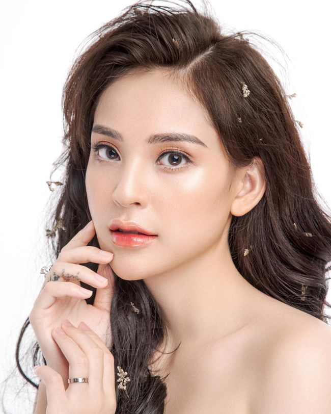 Bất ngờ với cô em gái xinh như hot girl của trung vệ Bùi Tiến Dũng-6