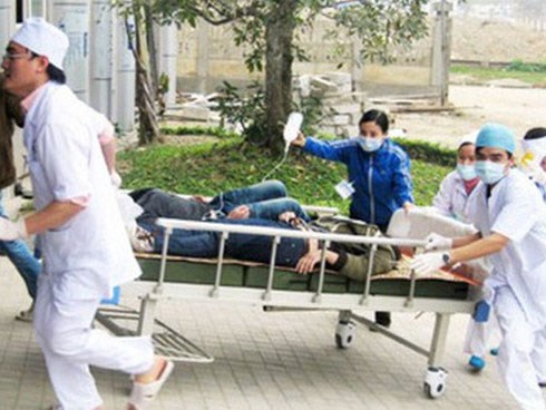Suýt chết vì bát canh măng: BS cấm không được làm việc này nếu không may ngộ độc thực phẩm