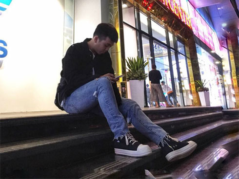 Thử đòi quà người yêu nhân dịp 20/10, chàng trai uất nghẹn bảo bạn gái được thì leo lên bàn thờ ngồi đi còn hơn và cái kết thật bi hài-3