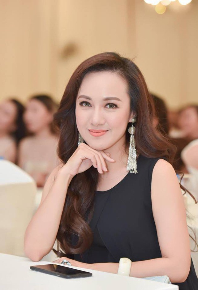 Nhan sắc của Hoài Anh từ khi là cô bé trên ảnh lịch đến lúc làm BTV được triệu người mến mộ-18