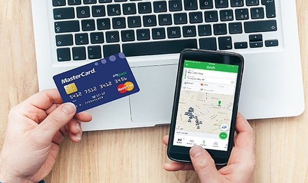 Grab ra oai tịch thu tiền của khách, ngàn người bức xúc-2