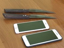 Vụ giang hồ bắn nhau ngoài đường, truy sát vào tận bệnh viện nghi xuất phát từ lời 'chửi thề' Vụ giang hồ bắn nhau ngoài đường, truy sát vào tận bệnh viện nghi xuất phát từ lời 'chửi thề'