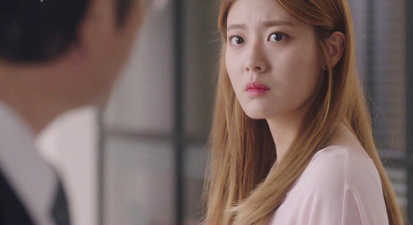 Nghĩ con dâu không biết đẻ”, mẹ chồng dẫn gái lạ về dằn mặt con dâu nhưng ai ngờ loạt bí mật vỡ ra-2