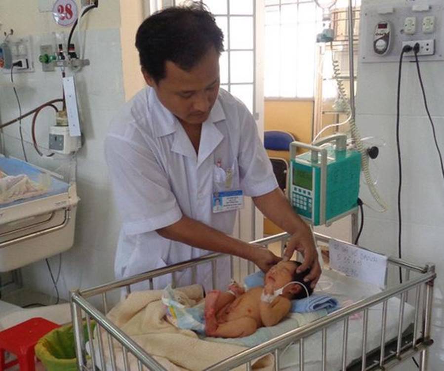 Những đứa trẻ bị bỏ rơi từ khi lọt lòng: Bé bị thú ăn thịt, trẻ bị lợn rừng tha-4