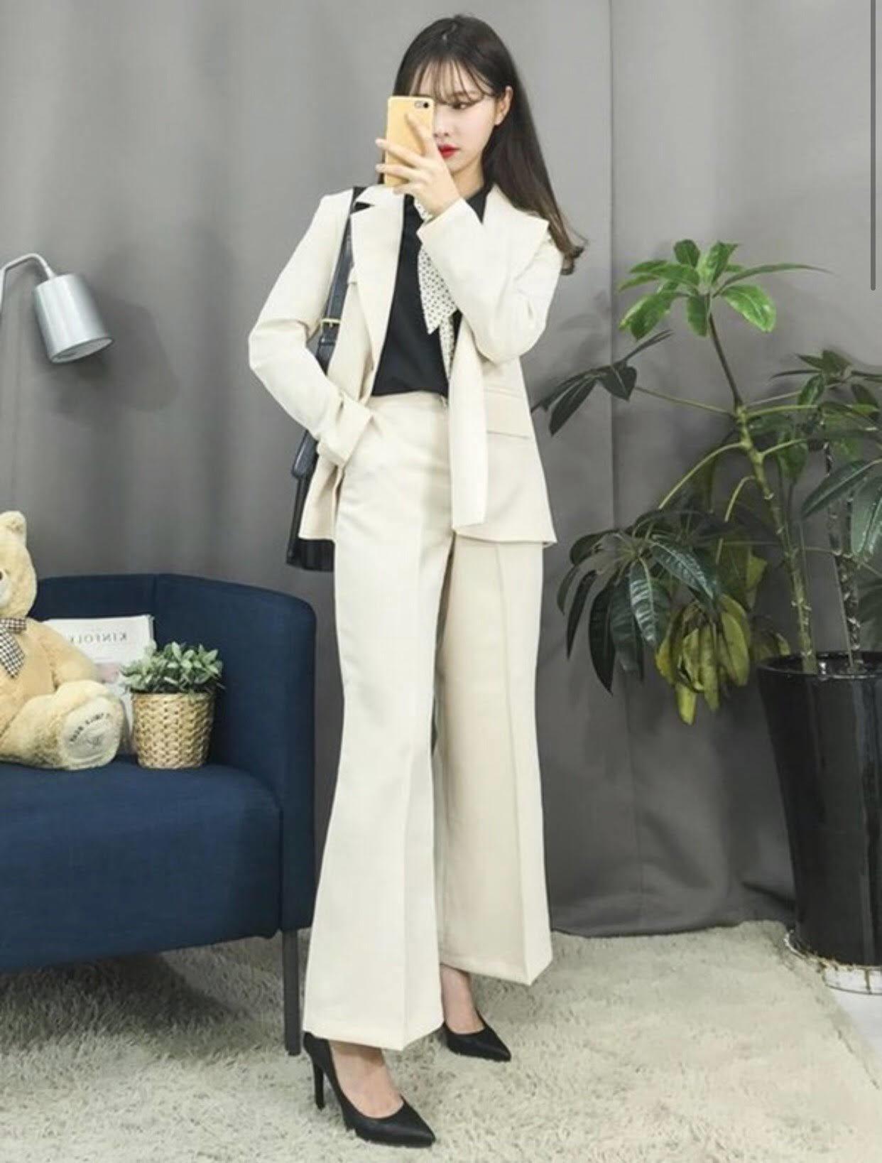 Học Sao Việt mặc nguyên một màu đơn giản vẫn sang, chân vẫn dài miên man-12