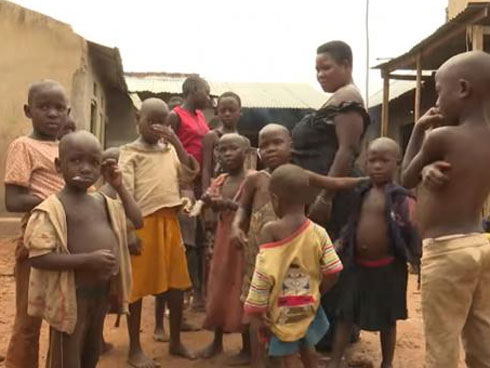 Trải lòng của cô gái trẻ xinh đẹp làm đám cưới với bố ruột của bạn thân-5