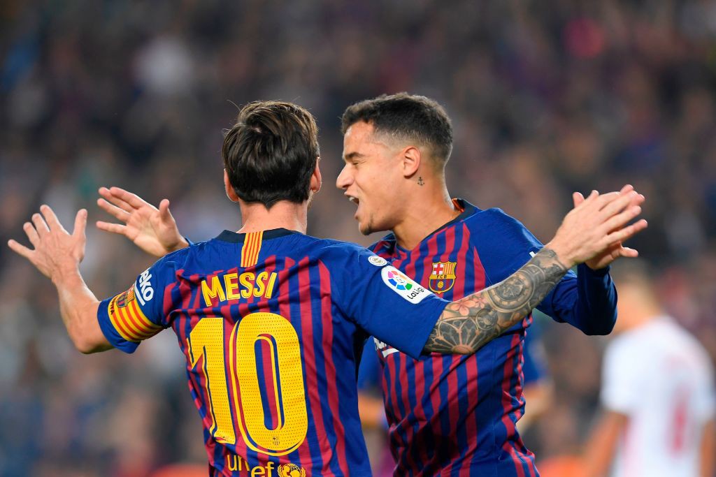 Messi gãy tay rùng rợn sau pha tiếp đất lỗi, băng bó ngay trên sân và chắc chắn vắng mặt ở trận Siêu kinh điển-10