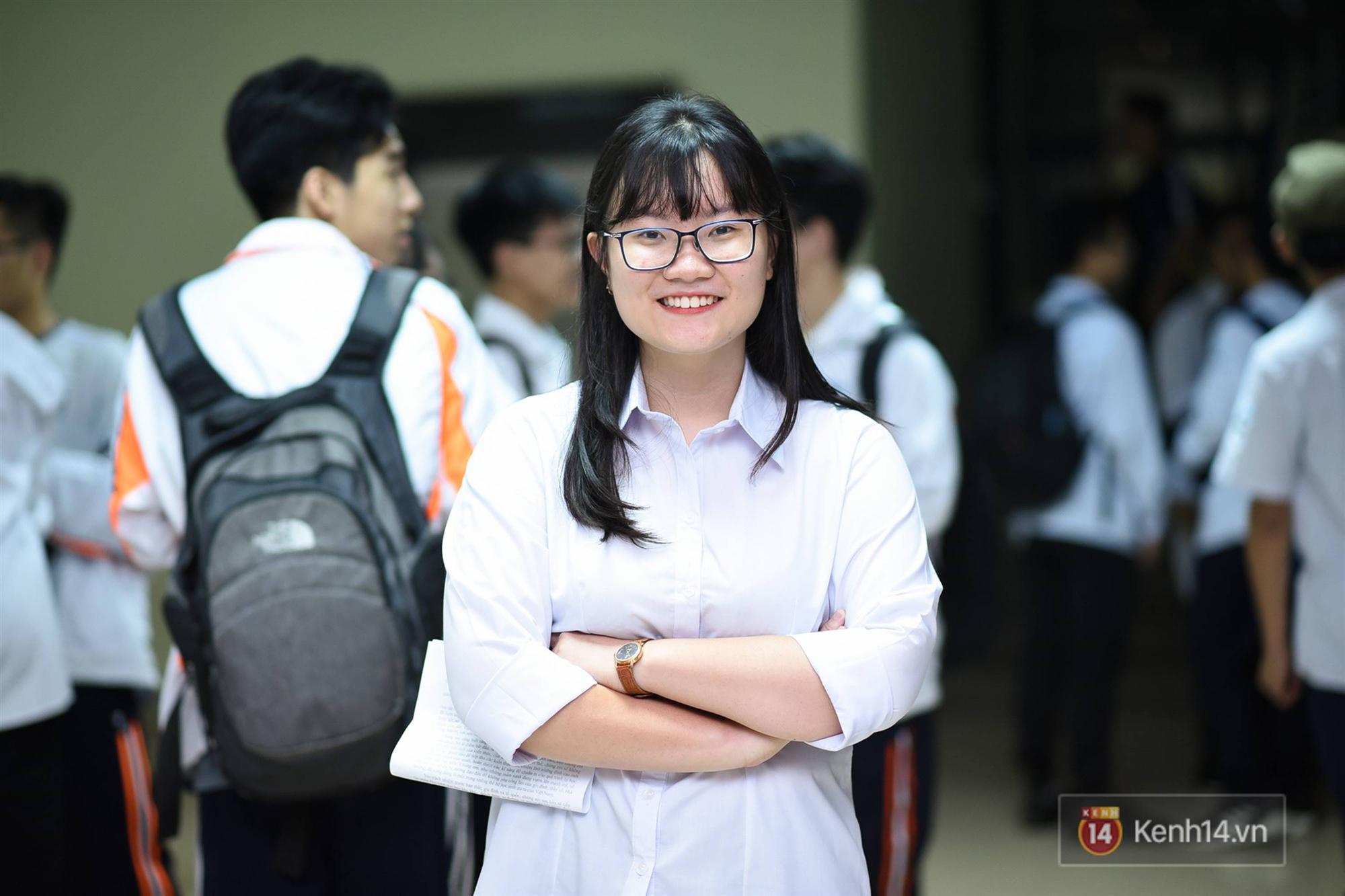 Nữ sinh 2000 giành HCV Olympic Sinh học Quốc tế, đạt kỷ lục thí sinh có điểm thi cao nhất thế giới: Ba lô đến trường nặng 8kg toàn là sách vở-1