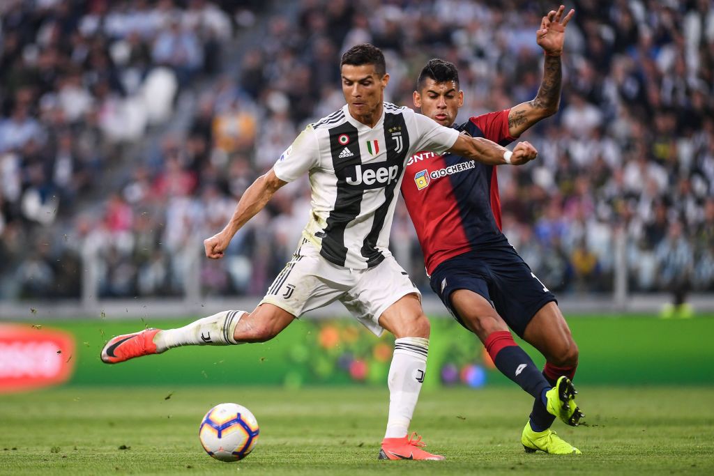 Chu kỳ ăn - ngủ - ghi bàn - lập kỷ lục của Ronaldo lại được tái khởi động-6