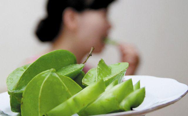 Hai người nhập viện cấp cứu sau khi ăn loại quả quen mặt nhưng không phải ai cũng ăn được-1