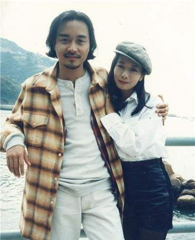 Mao Thuấn Quân: Hai lần từ chối lời cầu hôn của Trương Quốc Vinh và 3 cuộc hôn nhân đẫm nước mắt-2