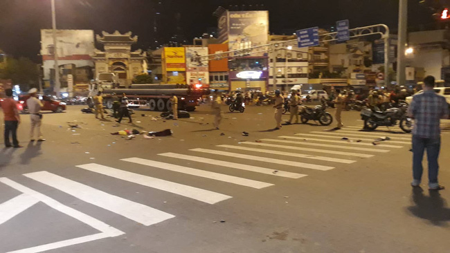 Tai nạn kinh hoàng ở Hàng Xanh: Nữ tài xế có biểu hiện say xỉn, miệng liên tục để em lo, để em lo-1