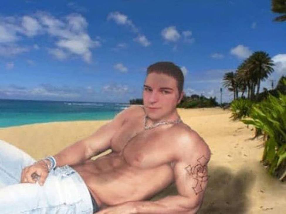 Muốn độn thổ với loạt ảnh photoshop lỗi trên mạng xã hội-6