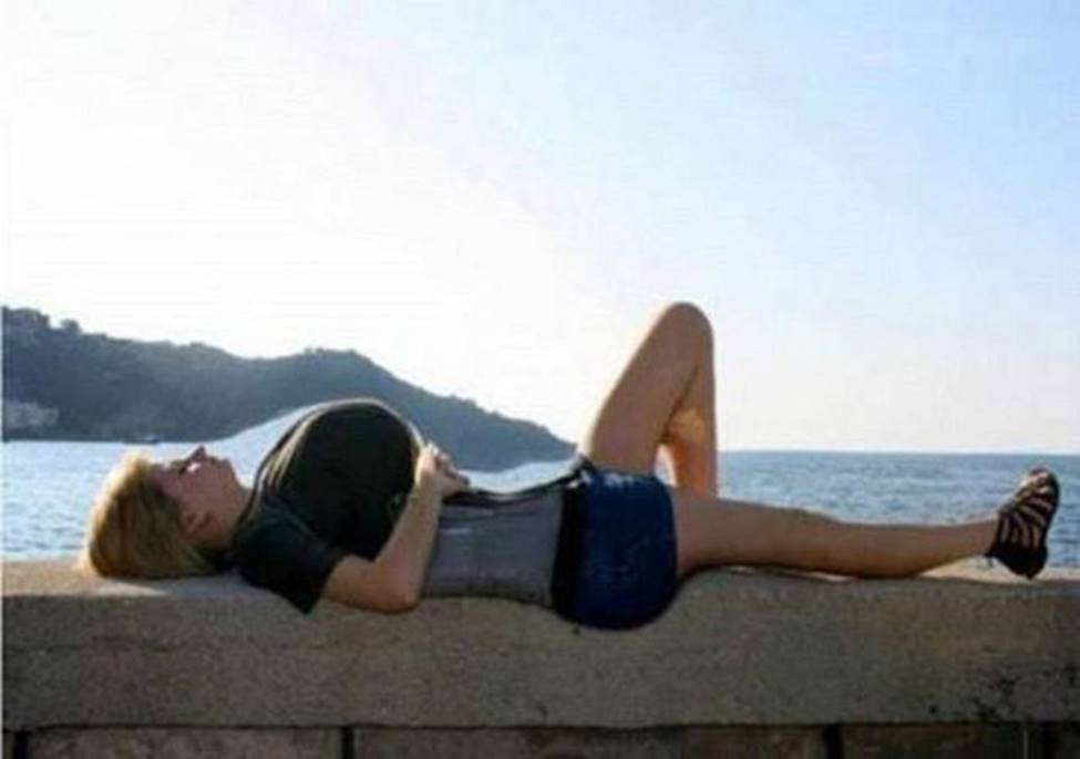 Muốn độn thổ với loạt ảnh photoshop lỗi trên mạng xã hội-9