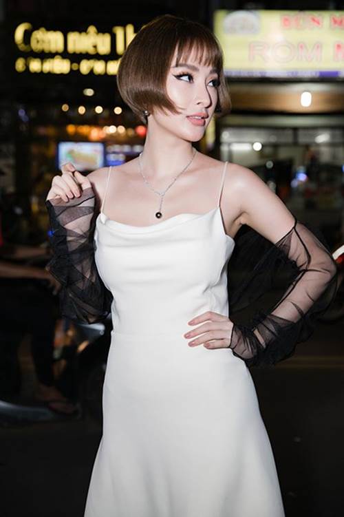 Không cần bơm-tiêm-chỉnh-sửa, Angela Phương Trinh vẫn chơi lớn với màn thay đổi này-4