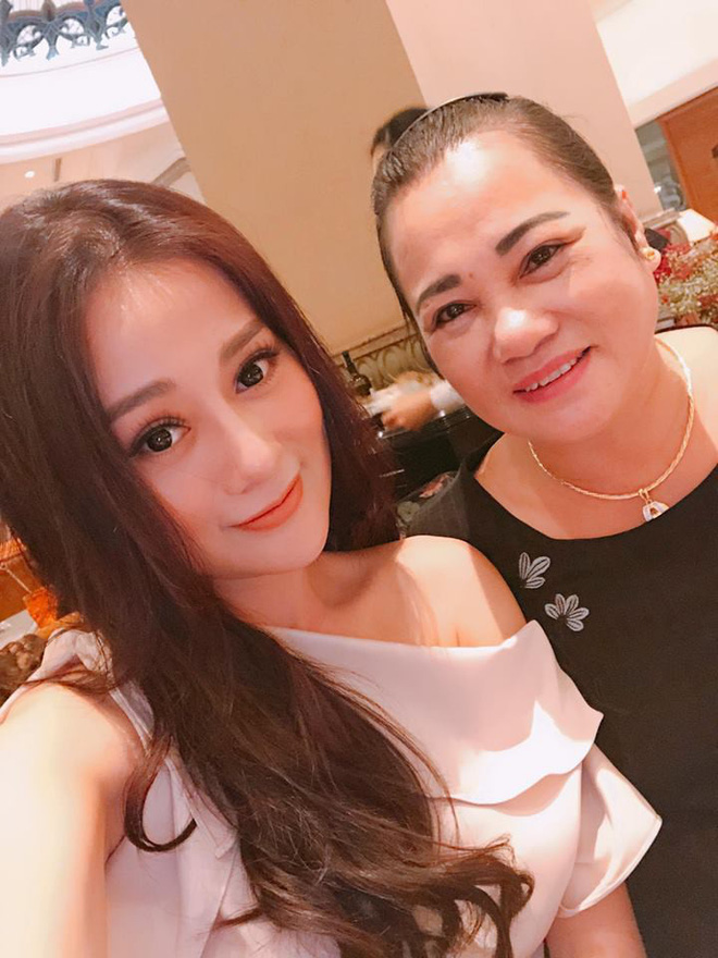 Mẹ ruột nói gì khi Quỳnh búp bê phẫu thuật thẩm mỹ đến mức bạn diễn không nhận ra?-2