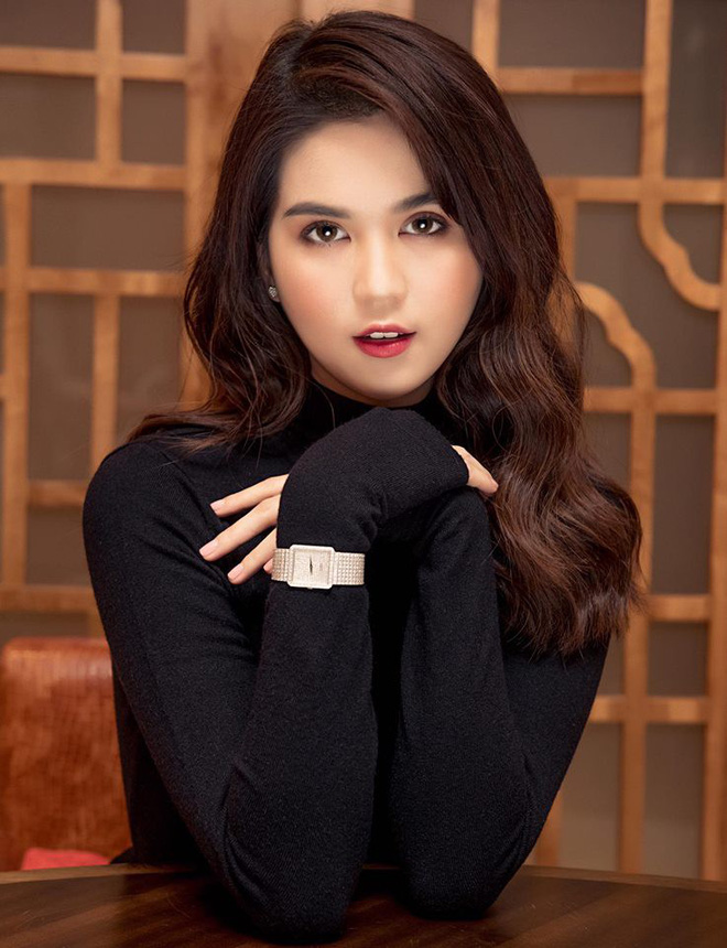 Ngọc Trinh sexy, khoe loạt hàng hiệu đắt tiền-8