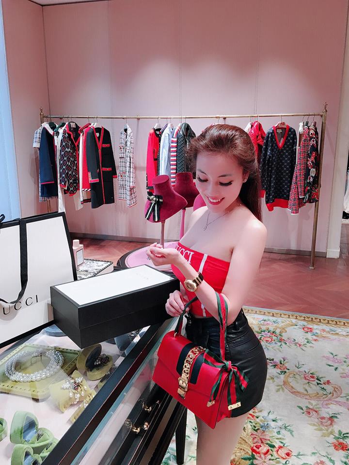 Chia tay bạn trai phi công, nữ giảng viên hotgirl ngày càng đẹp nóng bỏng, tiết lộ được nhiều người theo đuổi-10