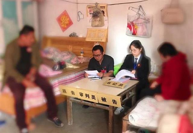 Vợ bị ung thư não, chồng đòi ly hôn với lý do: Cô ta không làm được việc nhà-1