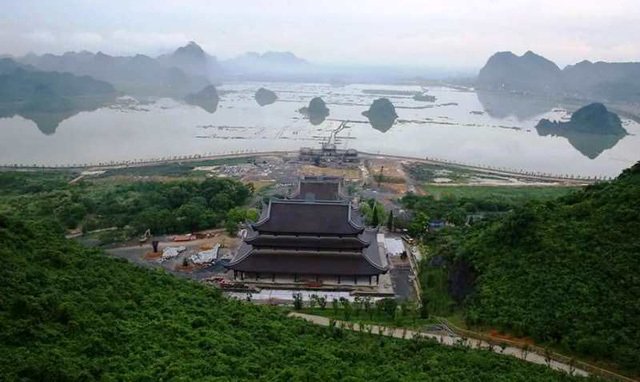 Đá mặt trăng 600.000 USD sẽ được tạc thành tượng Phật đặt tại chùa Tam Chúc-2