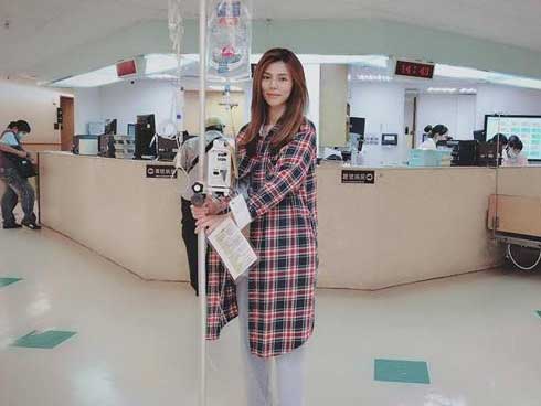 Nữ diễn viên bị táo bón nặng, đi vệ sinh 4 tiếng một lần, khi phẫu thuật mới giật mình-1