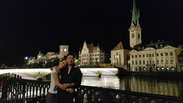 Vợ kém 14 tuổi xinh đẹp của MC Anh Tuấn: Cuộc sống sang chảnh, đi khắp thế giới-2