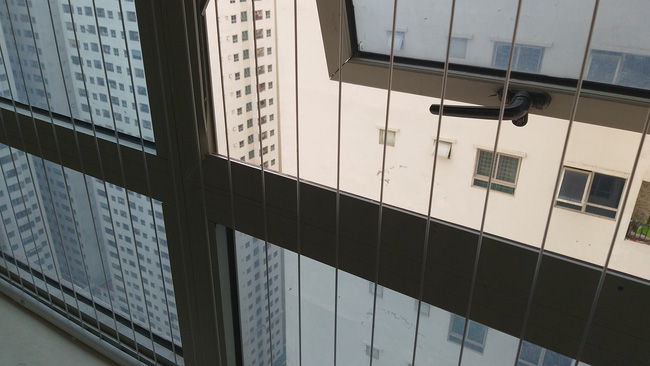 Vụ nữ sinh ném con từ tầng 31 chung cư Linh Đàm: Khởi tố Tội giết hoặc vứt bỏ con mới đẻ-2