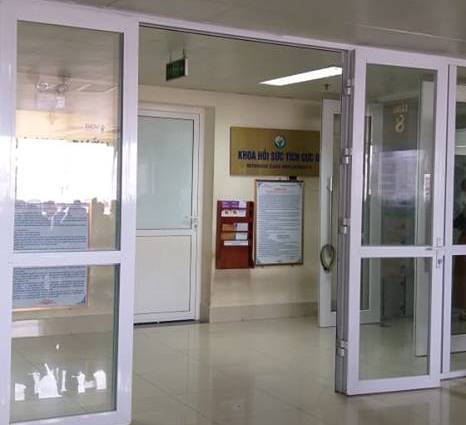 Vụ bé gái lớp 2 bị nam sinh viên chém nguy kịch: Gia đình tôi vẫn thường nhắc cháu cẩn thận khi ra khỏi nhà-4