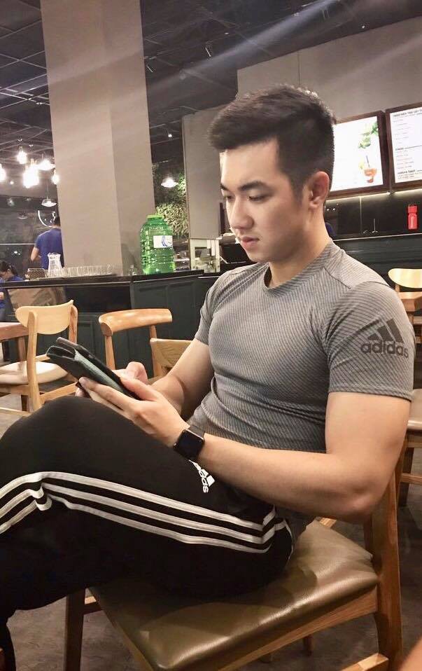 Thay bồ như thay áo nhưng phải công nhận, bộ sưu tập bạn trai của Hương Tràm quả không phải dạng vừa-14